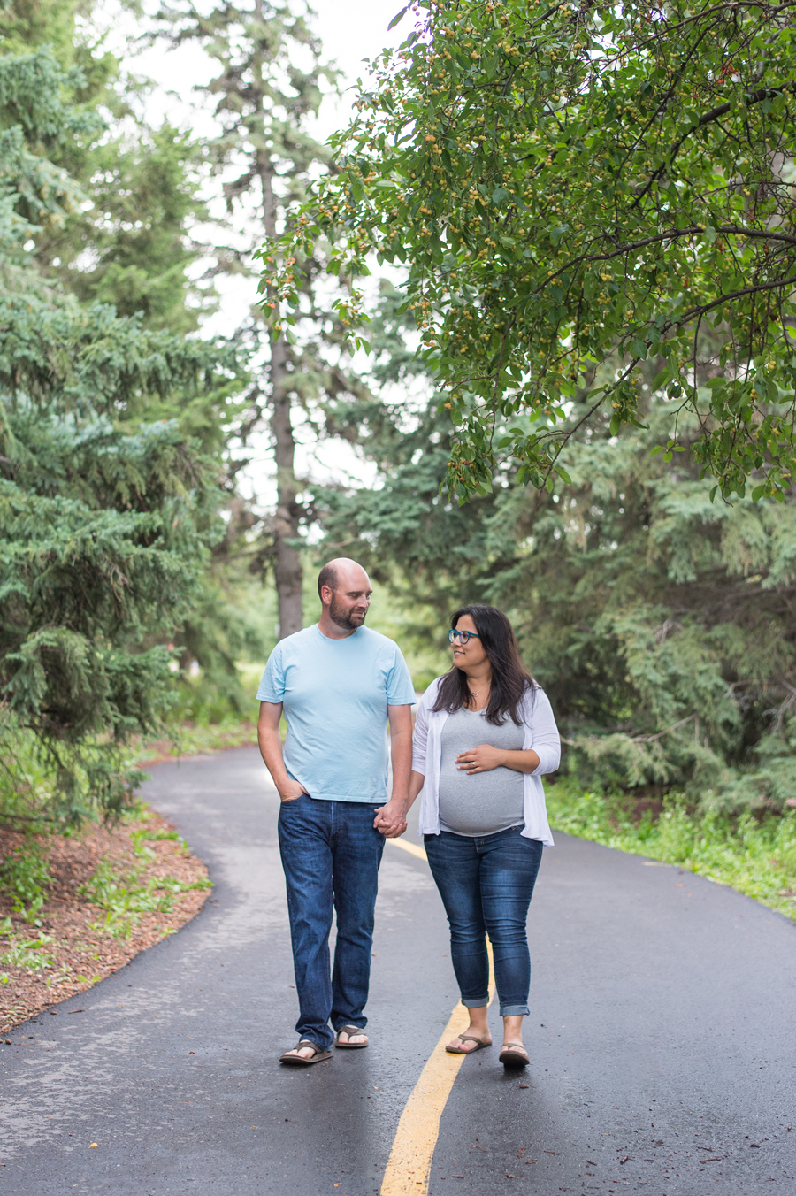 FOREST HEIGHTS PARK MATERNITY SESSION