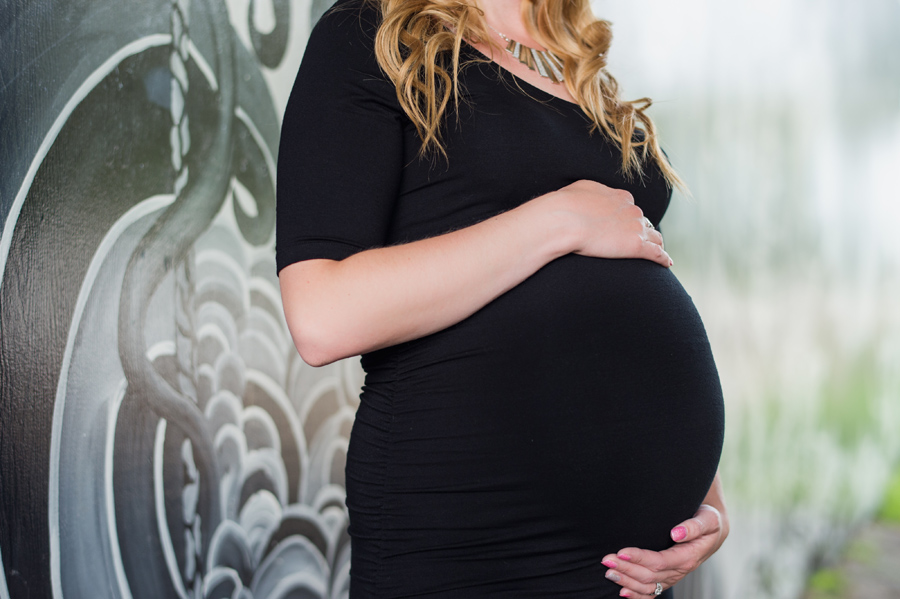 Edmonton Maternity and Newborn Photos
